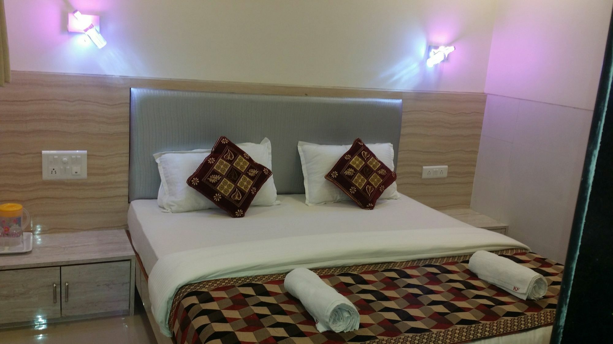 Kf Residency Hotel Mumbai Kültér fotó